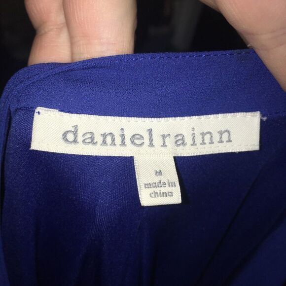 Daniel Rainn M pintuck royal blue tunic with brass buttons - Picture 2 of 3